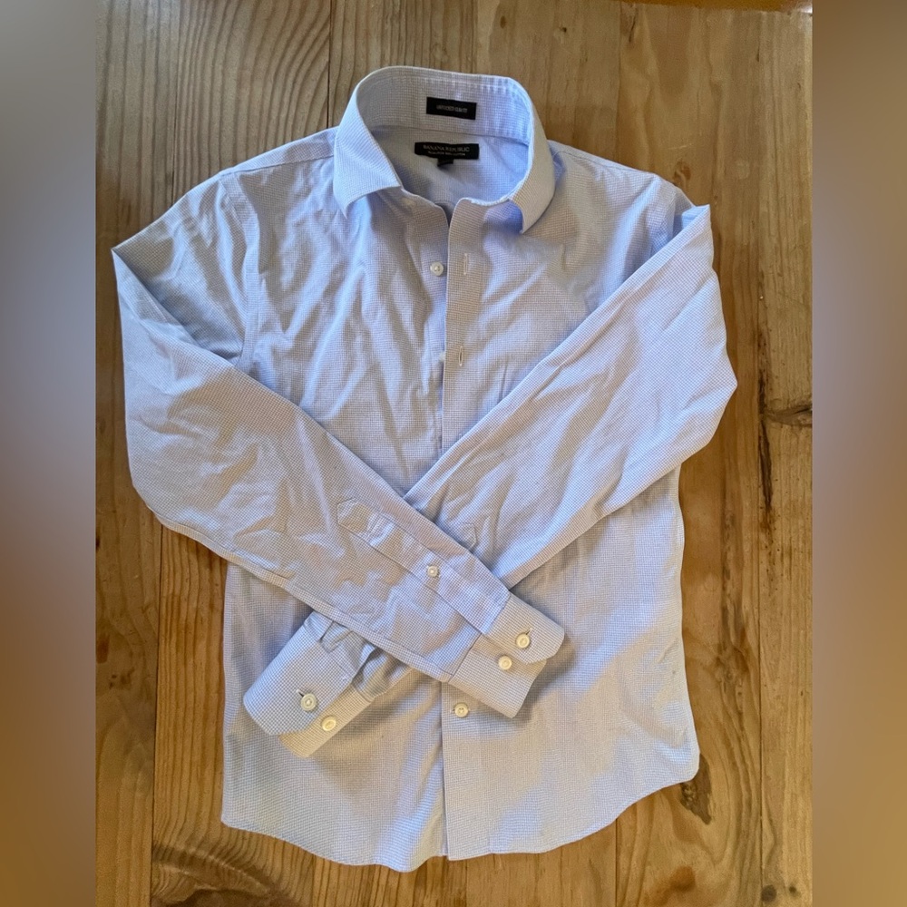 Banana Republic Men’s dress shirt XXS